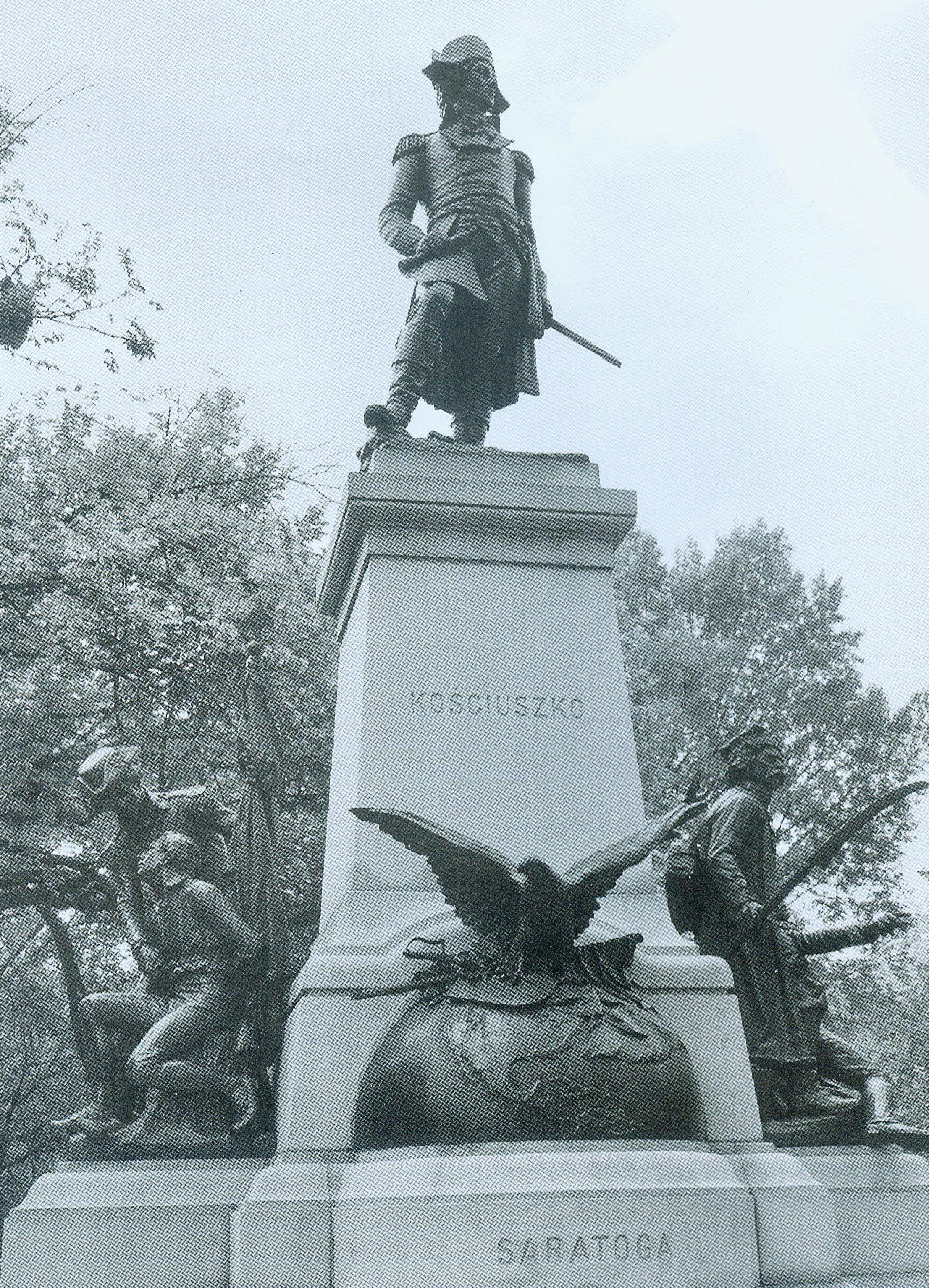 Помнік Т. Касцюшку ў Вашынгтоне. Крыніца ілюстрацыі: "Najczystszy syn wolności" : przewodnik po życiu Tadeusza Kościuszki / Piotr Hapanowicz. – Kraków, 2017. – С. 133. 