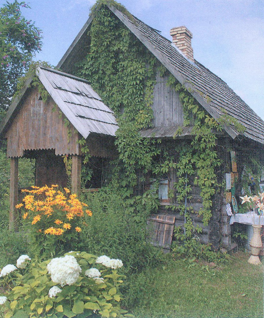 Дом арандатара. Крыніца ілюстрацыі: Літаратурныя вандроўкі па зямлі Максіма Багдановіча / Мікалай Чырскі ; [фота: А. П. Дрыбас, Я. В. Пясецкі, Я. М. Чырскі]. – Мінск, 2020. – С. 102.