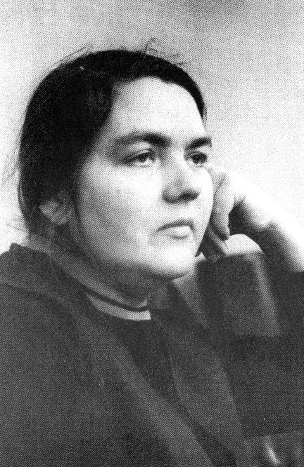 Елена Кобец-Филимонова. Источник иллюстрации: Распятая Хатынь : повесть-эссе / Елена Кобец-Филимонова. – Минск, 2005. – Фронтиспис. 