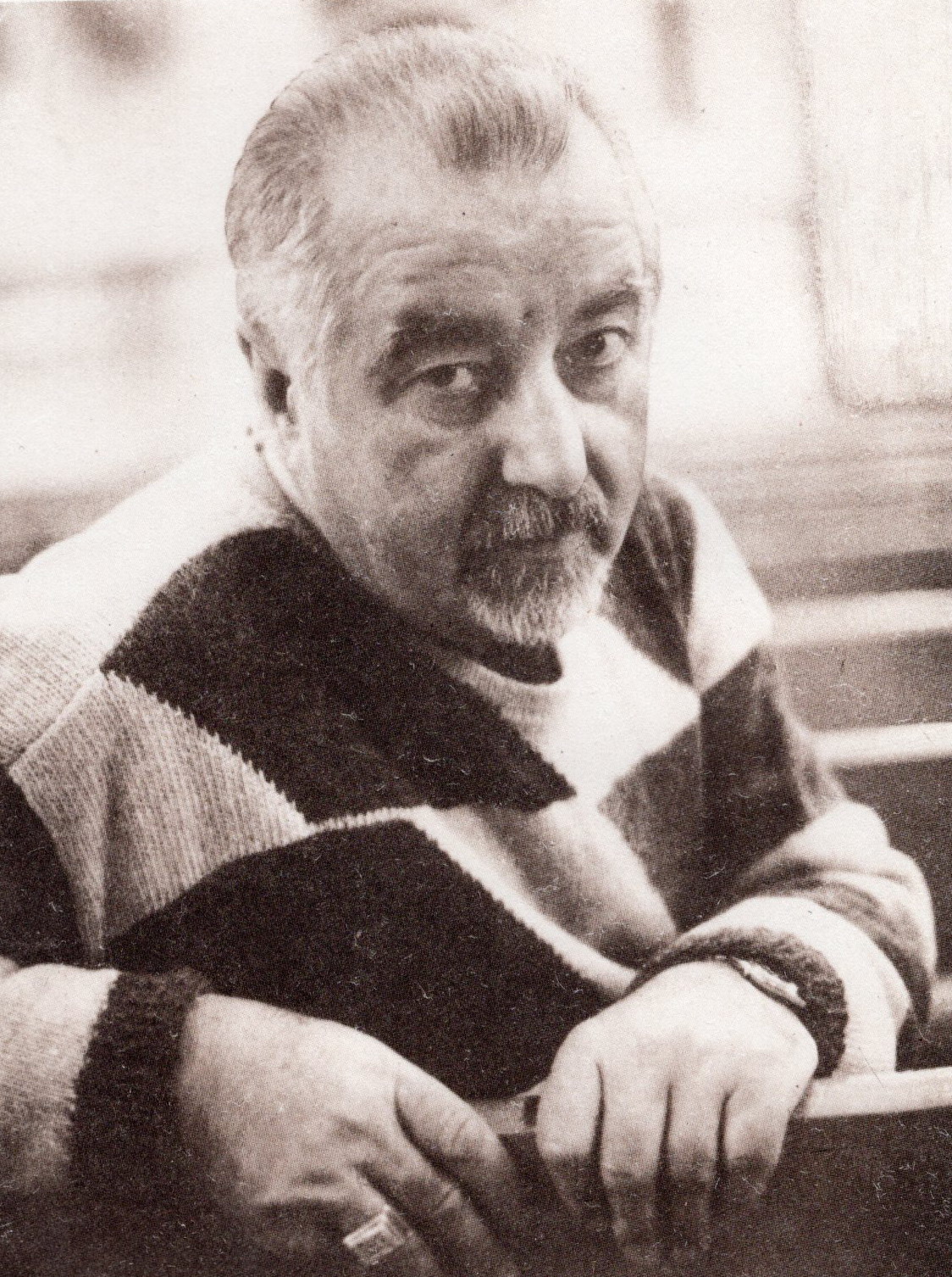 Рыгор Барадулін. Крыніца ілюстрацыі: Збор твораў : у 5 т. / Рыгор Барадулін ; [прадмова В. Сёмухі]. – Мінск, 1996. – Т. 1 : Вершы. – Франтыспіс. 