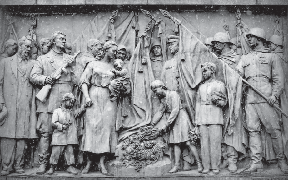 Гарэльеф "9 Мая 1945 года" (1954). Крыніца ілюстрацыі: Культура. – 2015. – 5 верасня (№ 36). – С. 15.