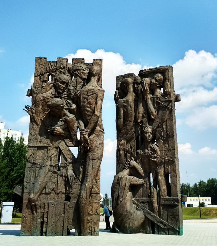 Крыніца ілюстрацыі: http://bsa.by/news/BUA/memorialnyiy-kompleks-trostenets