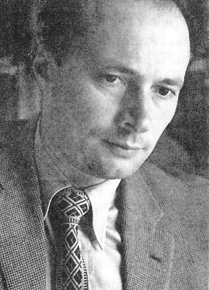 Крыніца ілюстрацыі: Пасланец Праметэя : кніга пра У. Калесніка / Брэсцкі дзяржаўны універсітэт імя А. С. Пушкіна, Навукова-асветны цэнтр імя У. Калесніка ; [укладальнікі: З. М. Калеснік, М. І. Новік, Г. М. Праневіч]. – Брэст : БрДУ, 2007. – 387 с.