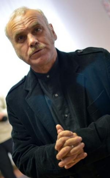 Источник иллюстрации: http://kurjer.info/2012/10/31/vladimir-akulov-nelzya-ostanavlivatsya/