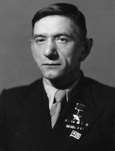 Крыніца ілюстрацыі: http://www.warheroes.ru/hero/hero.asp?Hero_id=5887