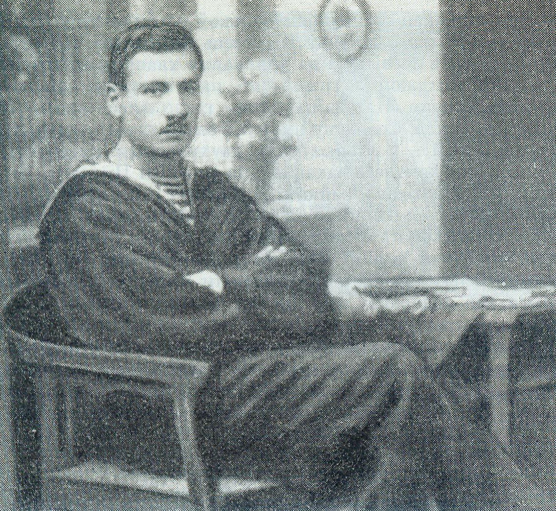 Алесь Гурло (1918). Крыніца ілюстрацыі: Памятныя сустрэчы : [нарысы пра вядомых беларускіх пісьменнікаў] / М. Хведаровіч. – Выд. 3-е, перапрацаванае. – Мінск, 1977. – С. 66. 