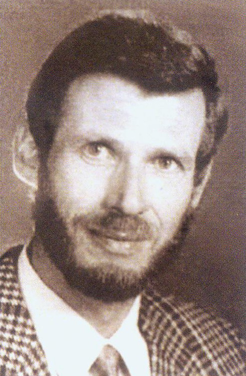 Герман Бідэр (1986 г.). Крыніца ілюстрацыі: Герман Бідэр. Выбраныя працы па беларускім мовазнаўстве / Беларускі дзяржаўны ўніверсітэт ; [складальнікі: А. А. Прыгодзіч, М. Р. Прыгодзіч] ; пад агульнай рэдакцыяй М. Р. Прыгодзіча, Г. Генчэля. – Мінск, 2021. – С. 2 уклейкі паміж с. 128–129.