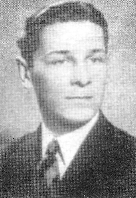 Антон Карніцкі (пач. 1940-х). Крыніца ілюстрацыі: Мастак Антон Карніцкі : гісторыка-краязнаўчы і мастацтвазнаўчы нарыс / Сяргей Чыгрын. – Мінск, 2009. – С. 1 уклейкі паміж с. 26–27.