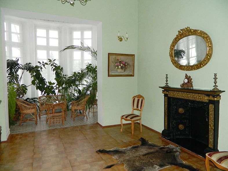 Крыніца ілюстрацыі: http://museums.by/muzei/muzei-g-bresta-i-brestskoy-oblasti/muzey-usadba-pruzhanski-palatsyk/