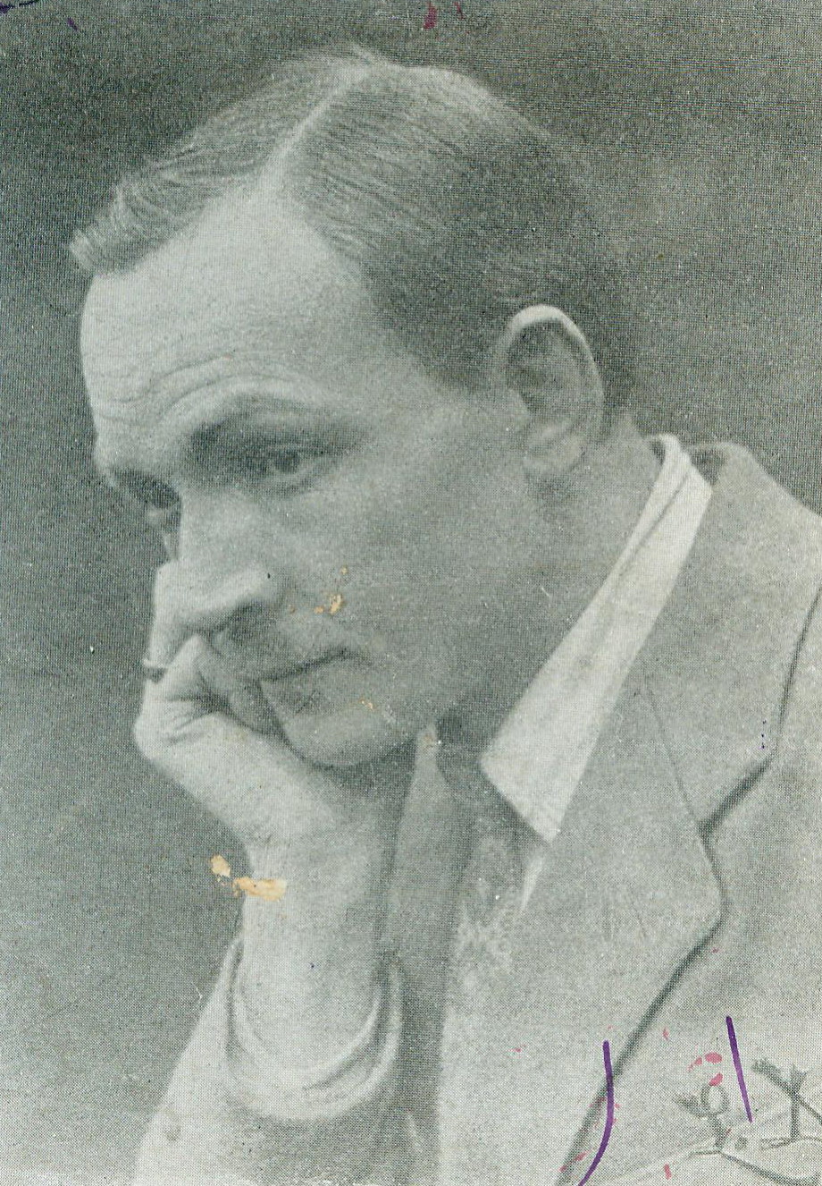 Я. Купала (1920-я гг.). Крыніца ілюстрацыі: Шляхам жыцця / Янка Купала. – 2-е, папраўленае выд. – Вільня : "Віленскае выдавецтва" Б. А. Клецкіна, Беларускі аддзел, 1923. – Франтыспіс.