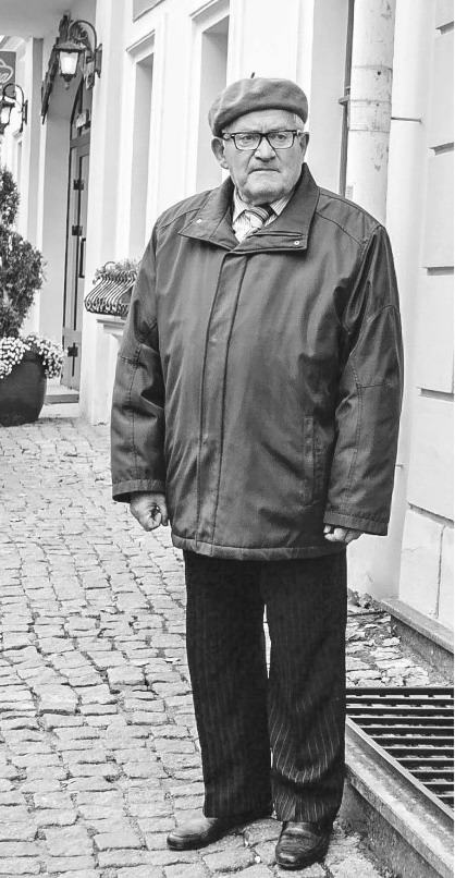 Адам Мальдзіс. Крыніца ілюстрацыі: Маладосць. – 2014. – № 12. – С. 105.