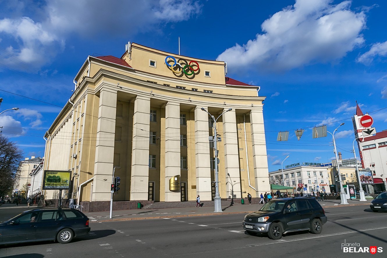 Здание Оздоровительного центра "Олимп" (ранее здание Института физической культуры). Источник иллюстрации: https://planetabelarus.by/sights/zdanie-instituta-fizkultury-v-minske/