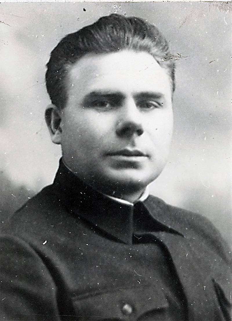 Іван Анісімавіч Інсараў (1940-я гг.). Крыніца ілюстрацыі: https://www.bsmu.by/page/61/8594/