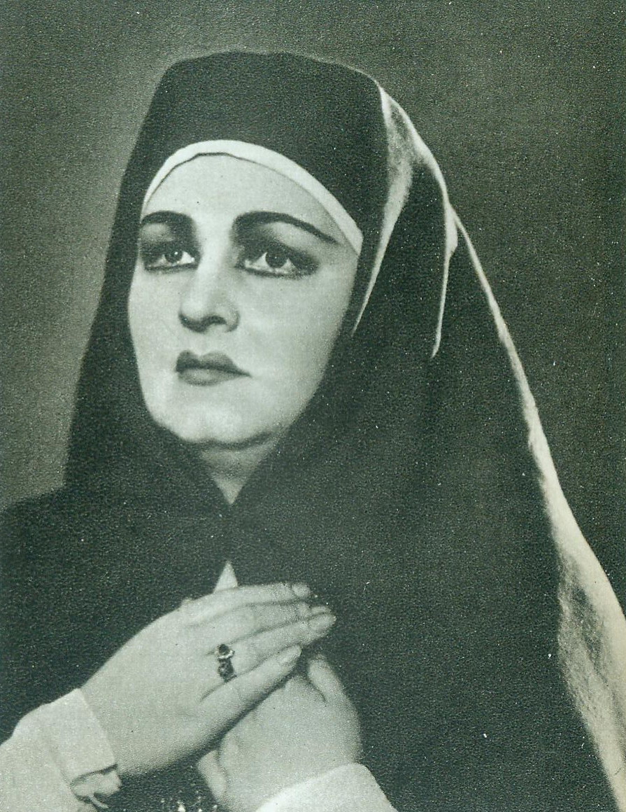 Вероника Борисенко в роли Марфы в опере "Хованщина" М. Мусоргского. Источник иллюстрации: Большой театр СССР : Опера. Балет [сборник статей и биогр. очерков мастеров театра / вступит. статья И. Ф. Бэлза, с. 5–28. – Москва, 1958]. – С. 289.