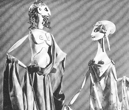 Сцэна са спектакля "Цудоўная Галатэя" ў пастаноўцы А. Ляляўскага. Крыніца ілюстрацыі: Тэатр лялек Савецкай Беларусі / М. А. Калядзінскі ; рэдактар А. В. Сабалеўскі ; Акадэмія навук Беларускай ССР, Інстытут мастацтвазнаўства, этнаграфіі і фальклору. – Мінск, 1976. – С. 90 уклейкі. 