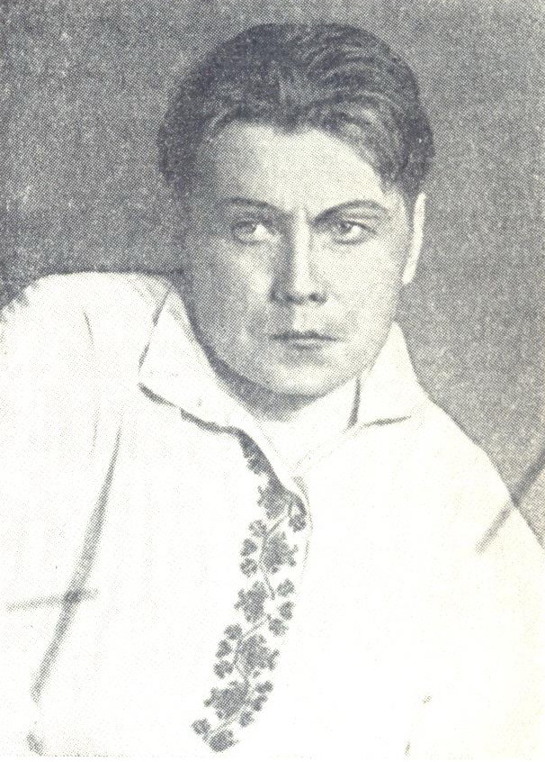 Арсений Арсенко в роли Андрея в опере "Цветок счастья" А. Туренкова. Источник иллюстрации: Белорусский государственный ордена Ленина Большой театр оперы и балета / Б. С. Смольский. – Минск, 1963. – С. 21.