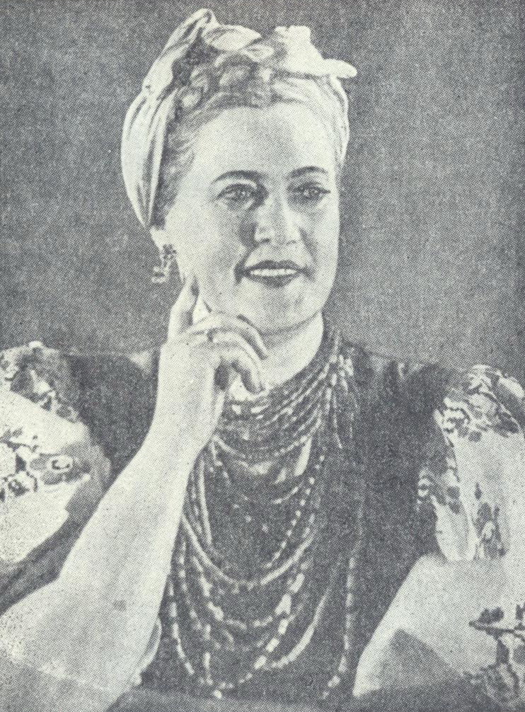 Софья Друкер в роли Одарки в опере "Запорожец за Дунаем" С. Гулак-Артемовского. Источник иллюстрации: Белорусский государственный ордена Ленина Большой театр оперы и балета / Б. С. Смольский. – Минск, 1963. – С. 48.