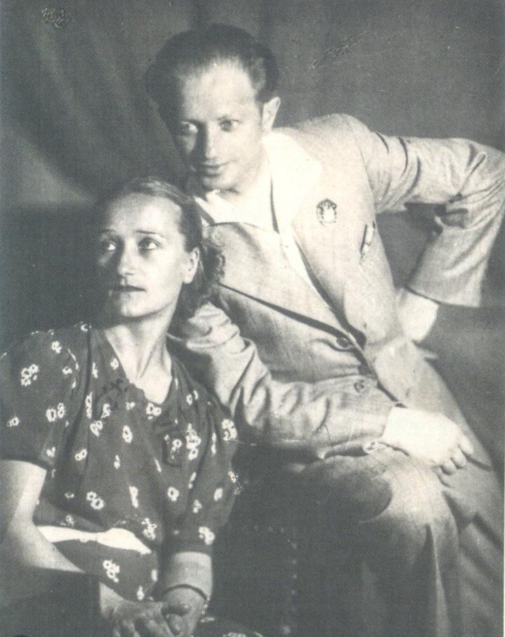 Юлия Хираско и Исидор Болотин. Источник иллюстрации: Партер. – 2016. – № 5. – С. 35.