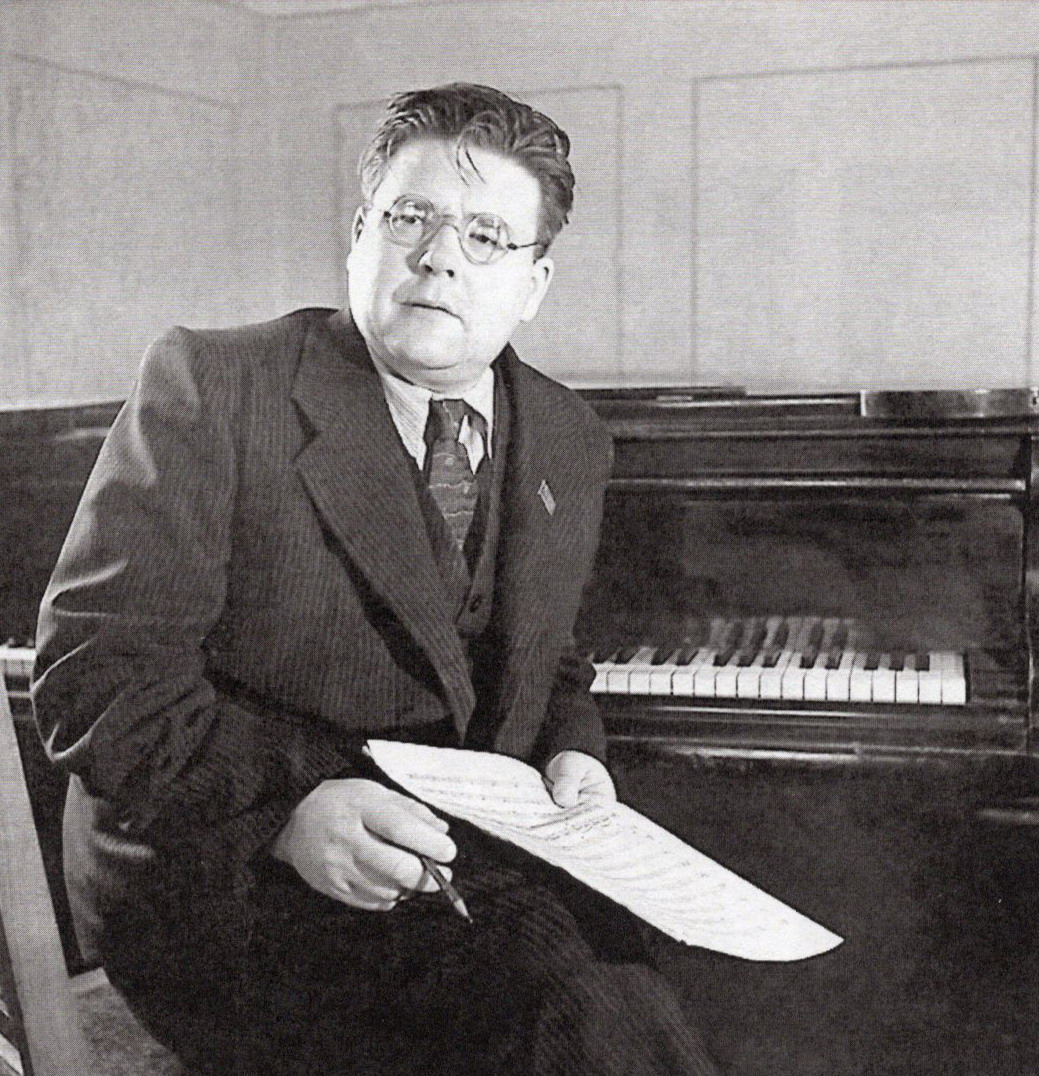 Анатолий Богатырев (19 марта 1952 г.). Источник иллюстрации: Анатолий Васильевич Богатырев : материалы, документы, статьи о творчестве / Министерство культуры Республики Беларусь, Учреждение образования "Белорусская государственная академия музыки", Белорусский государственный архив-музей литературы и искусства ; [составители: Е. В. Лисова, В. В. Невдах]. – Минск, 2014. – С. 24 вклейки между с. 124–125.