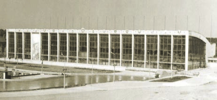 Дворец водного спорта (1967). Источник иллюстрации: Архитектура и строительство. – 2008. – № 1. – С. 75.