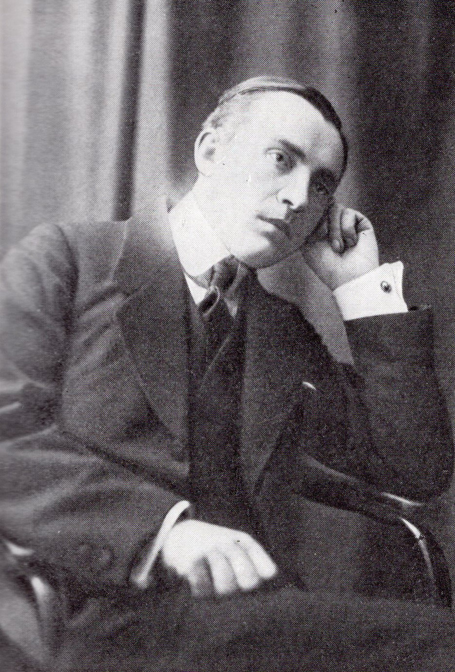 Фларыян Ждановіч у час працы ў польскім клубе "Огніско". Крыніца ілюстрацыі: Фларыян Ждановіч : біяграфічны нарыс / А. Атрошчанка. – Мінск, 1972. – Уклейка паміж с. 32–33.