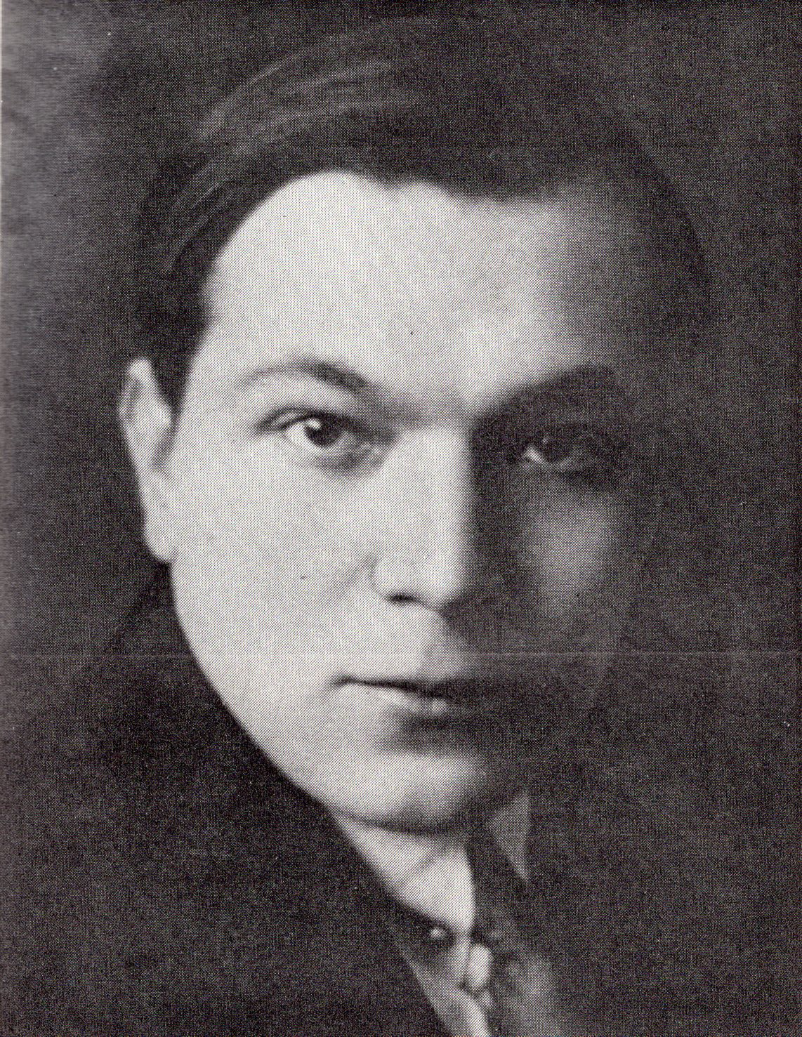 Юрка Гаўрук (Слуцк, 1928). Крыніца ілюстрацыі: Ступень адказнасці : літаратурна-крытычныя артыкулы, эсэ / Юрка Гаўрук ; [складальнікі: В. В. Нікіфаровіч, Т. М. Гаўрук ; аўтар прадмовы Н. Гілевіч]. – Мінск, 1986. – Уклейка паміж с. 64–65.