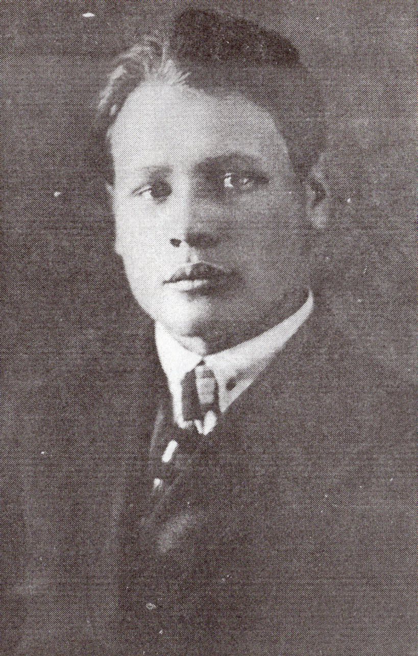 Васіль Каваль (1928). Крыніца ілюстрацыі: Сын вёскі : (кароткі нарыс аб жыцці і творчасці пісьменніка Васіля Каваля) / У. М. Ліўшыц ; [аўтар уступнага артыкула М. І. Мушынскі]. – Орша, 1998. – С. 14 уклейкі паміж с. 24–25. 