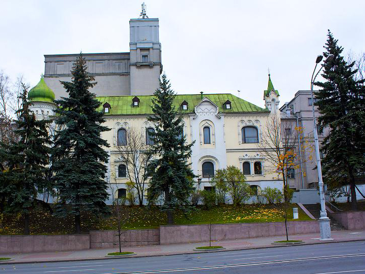 Мінскі царкоўна-археалагічны музей. Крыніца ілюстрацыі: https://www.holiday.by/by/skarb/754-zdanie-cerkovno-arheologicheskogo-muzeja-v-minske/photo#content