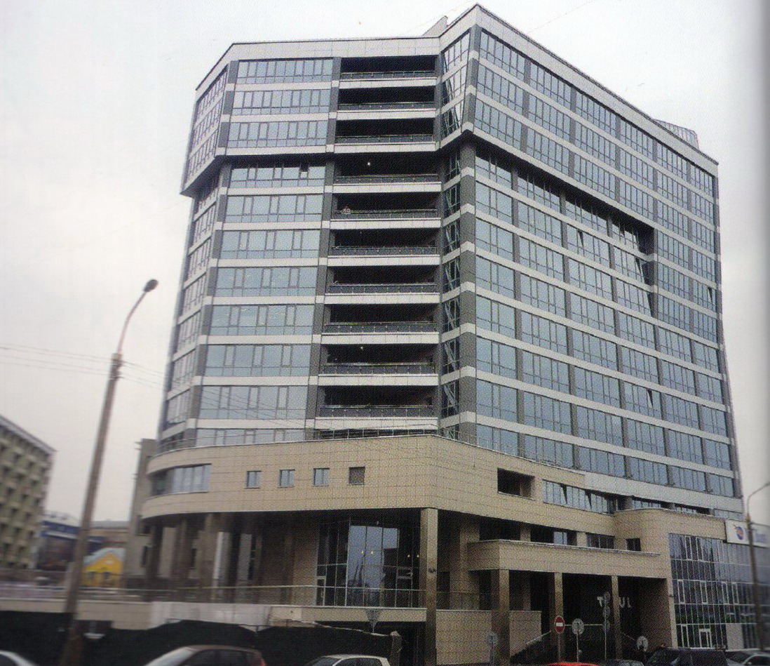 Многофункциональный комплекс в границах улиц Вокзальная – Толстого в Минске. Источник иллюстрации: Архитекрура и строительство. – 2015. – № 1. – С. 18.