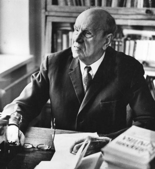 Крапіва Кандрат (сапраўднае імя Атраховіч Кандрат Кандратавіч)