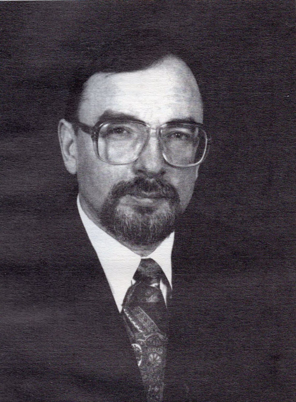 Мікола Мятліцкі (2001). Крыніца ілюстрацыі: Жыцця глыбінныя віры : вершы і балады / Мікола Мятліцкі. – Мінск, 2001. – Авантытул. 