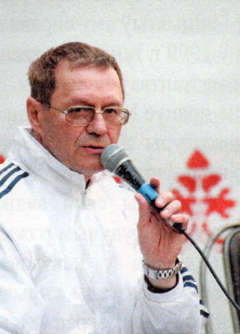 Мікалай Дудчанка –рэжысёр Рэспубліканскага фестывалю фальклорнага мастацтва "Берагіня" (2006). Крыніца ілюстрацыі: Неўтаймаваны : да 70-годдзя Мікалая Дудчанкі / [кіраўнік праекта, укладальнік М. А. Козенка]. – Мінск, 2015. – С. 86. 