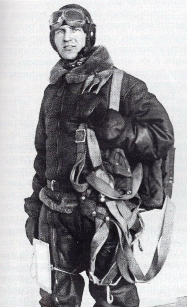 Пётр Стефановский – лётчик-испытатель НИИ ВВС. Источник иллюстрации: Армия. – 2013. – № 4. – С. 53.