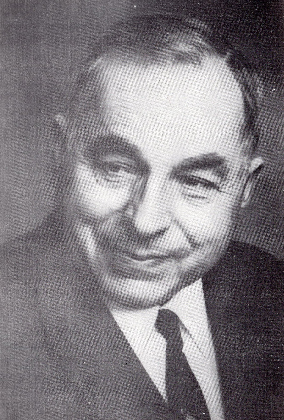 Адам Русак. Источник иллюстрации: На Родине : стихи: перевод с белорусского / художник С. Биричев. – Москва, 1985. – 2-я с. обложки. 