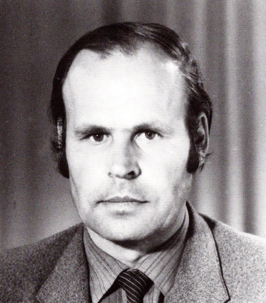 Владимир Эдуардович Лукша. Источник иллюстрации: Художественные сокровища Вилейского края / [Вилейский районный исполнительный комитет ; автор-составитель С. Г. Чеботарь ; фото: С. И. Глоба и др.]. – Минск, 2008. – С. 63.