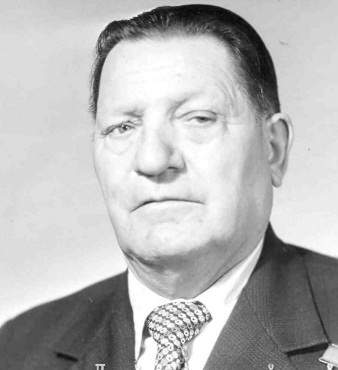 Мікалай Пятровіч Давідовіч. Крыніца ілюстрацыі: https://unkomi.ru/news/nash-gerojj-14/ 