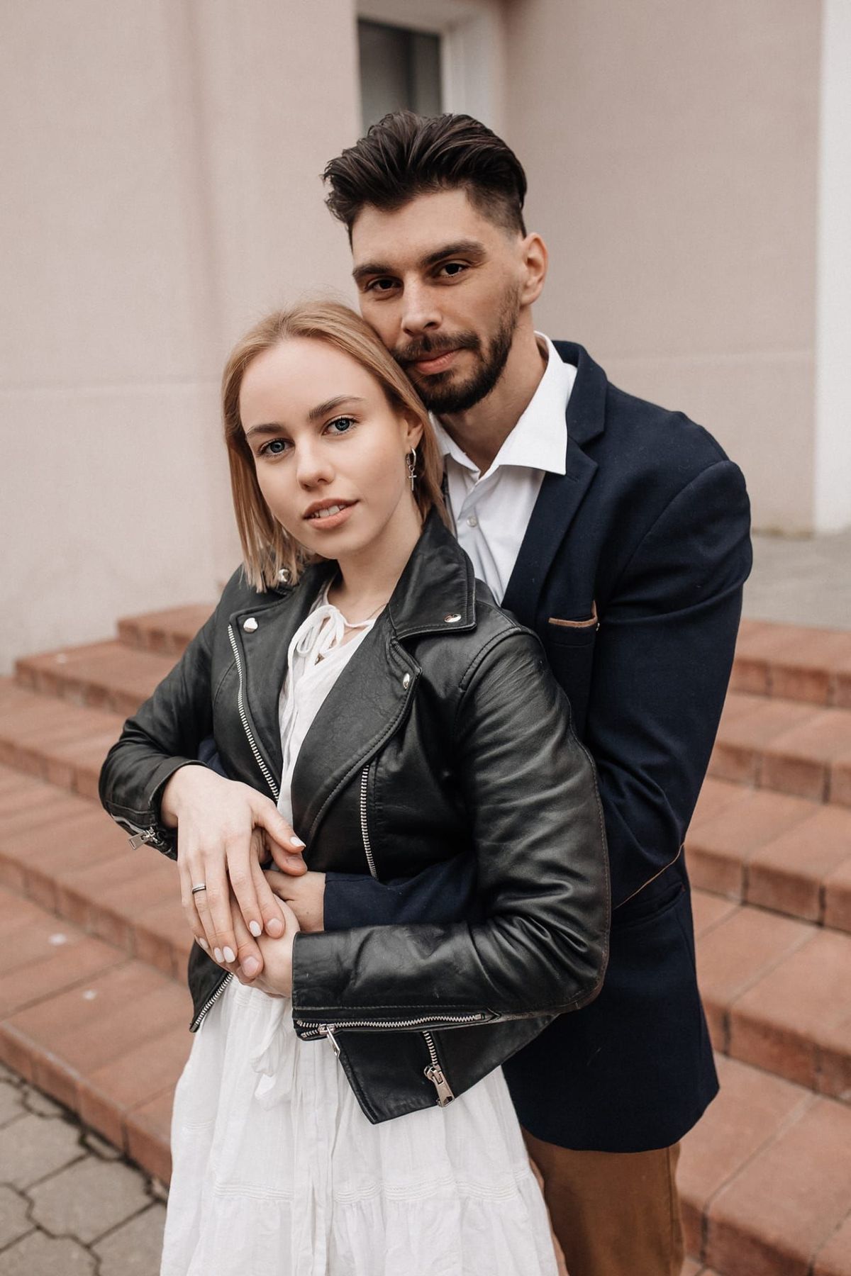 Арцём Козыр і Васіліна Хандошка. Крыніца ілюстрацыі: https://www.sb.by/articles/aktrisa-vesna.html