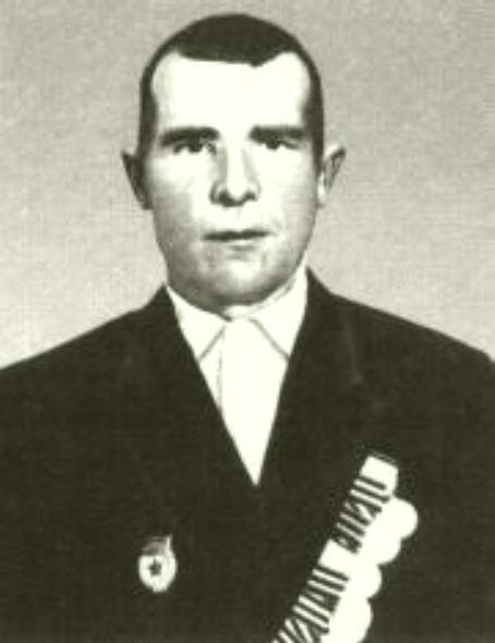 Источник иллюстрации: Кавалеры ордена Славы : биографический справочник / Борис Долготович. – Минск, 2006. – 126 с.