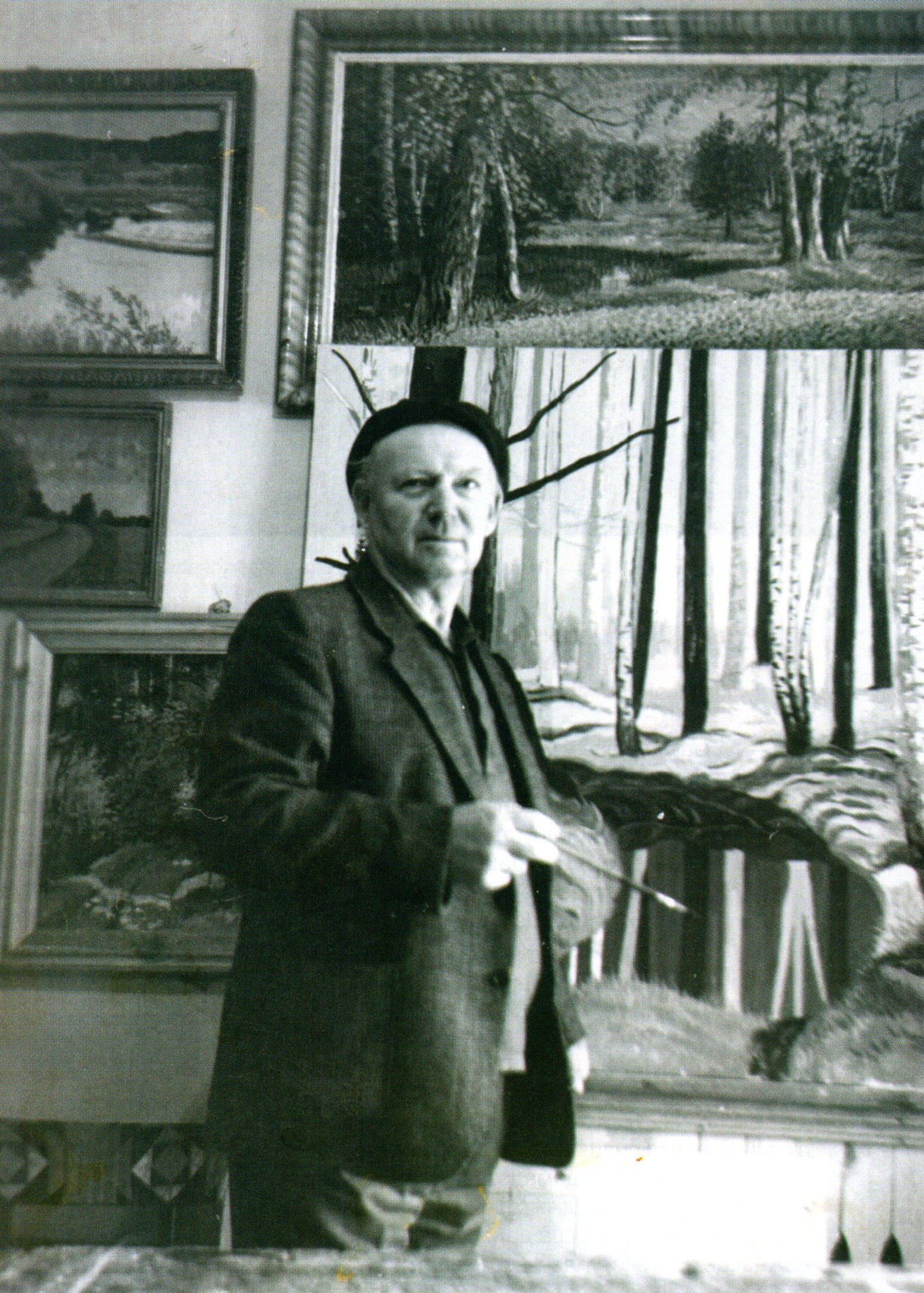 Фёдар Шкляраў каля сваёй апошняй карціны (1988). Крыніца ілюстрацыі: Беларускі гістарычны часопіс. – 2023. – № 7. – С. 7