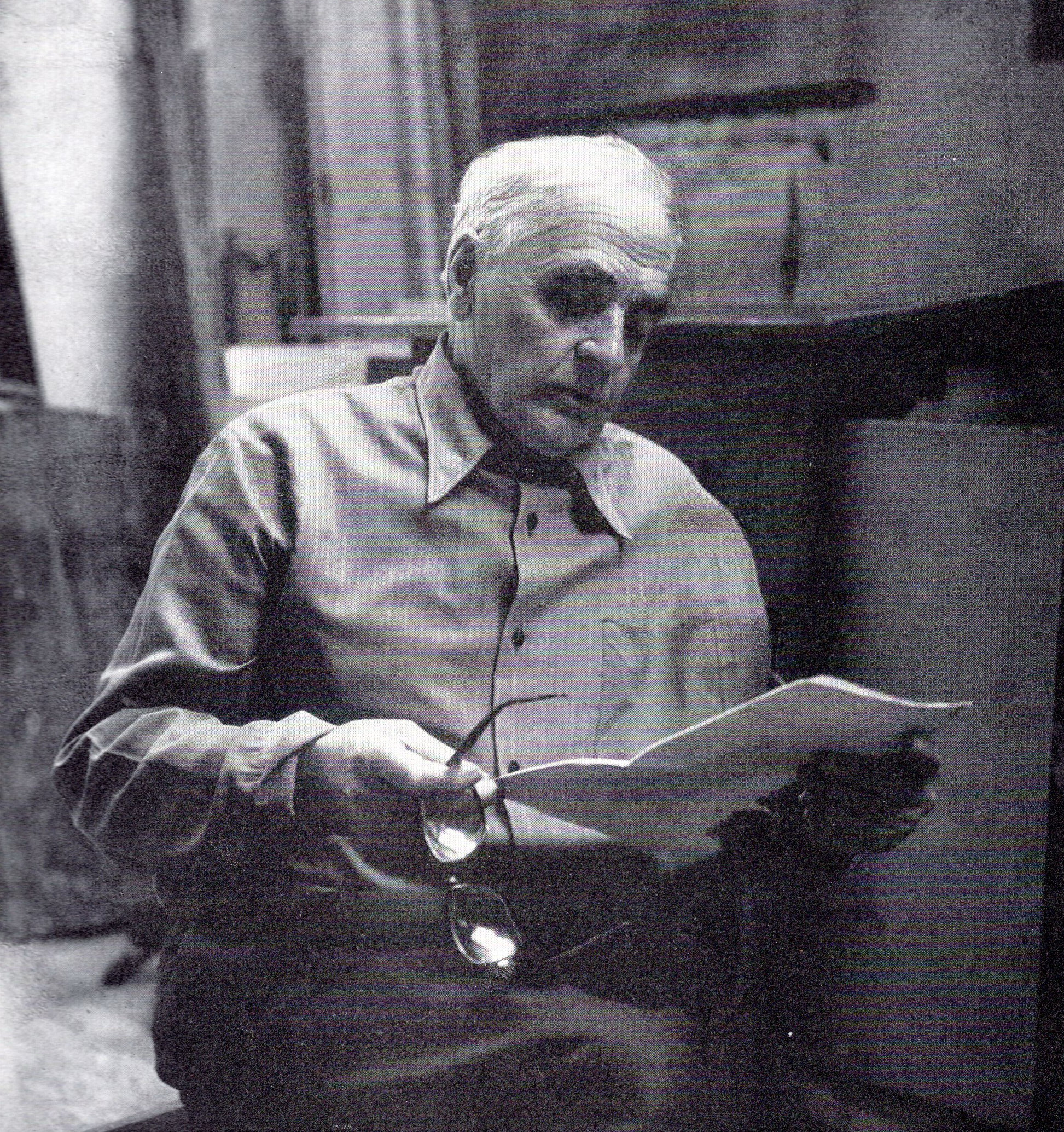 Андрэй Бембель (сярэдзина 1980-х). Крыніца ілюстрацыі: Андрэй Бембель = Андрей Бембель : [альбом / фота: В. А. Бараноўскі і інш]. – Мінск, 1988. – С. [2].