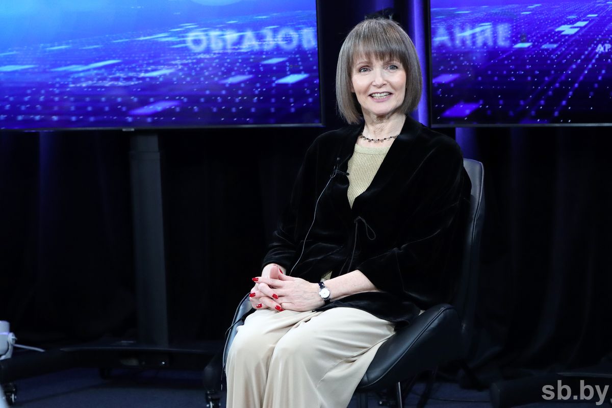 Кацярына Мікалаеўна Дулава. Крыніца ілюстрацыі: https://www.sb.by/articles/skazhu-po-sekretu-ya-umeyu-prakticheski-vse.html