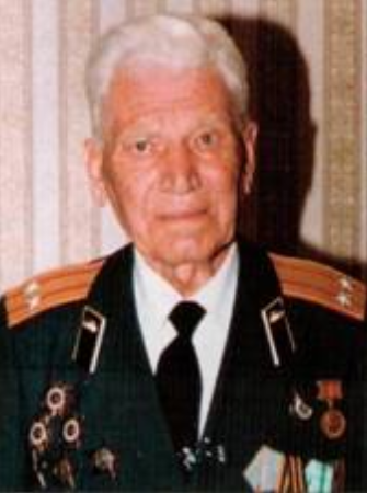 Аляксей Фёдаравіч Жываў. Крыніца ілюстрацыі: https://pamyat-osipovichi.by/boevoj-put-pochetnogo-grazhdanina-goroda-tankista-alekseya-zhivova/ 