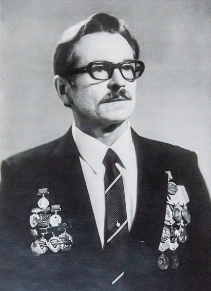 Георгій Пятровіч Давідзюк. Крыніца ілюстрацыі: https://bsu.by/news/dokumentalnaya-khronika-bgu-pomnit-vypusk-4-d/