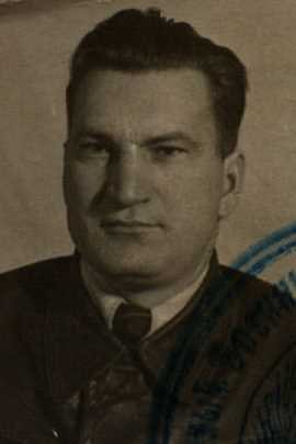 Георгій Ціханавіч Кавалеўскі. Крыніца ілюстрацыі: https://pamyat-naroda.ru/heroes/person-hero93878608/