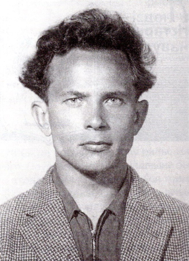 Міхась Біч – настаўнік Курылавіцкай школы (1961). Крыніца ілюстрацыі: Беларускі гістарычны часопіс. – 2007. – № 5. – С. 52.
