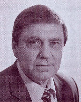 Валянцін Міронавіч Асташынскі. Крыніца ілюстрацыі: Национальная академия наук Беларуси : персональный состав, 1928–2018. – Минск, 2018. – С. 319.