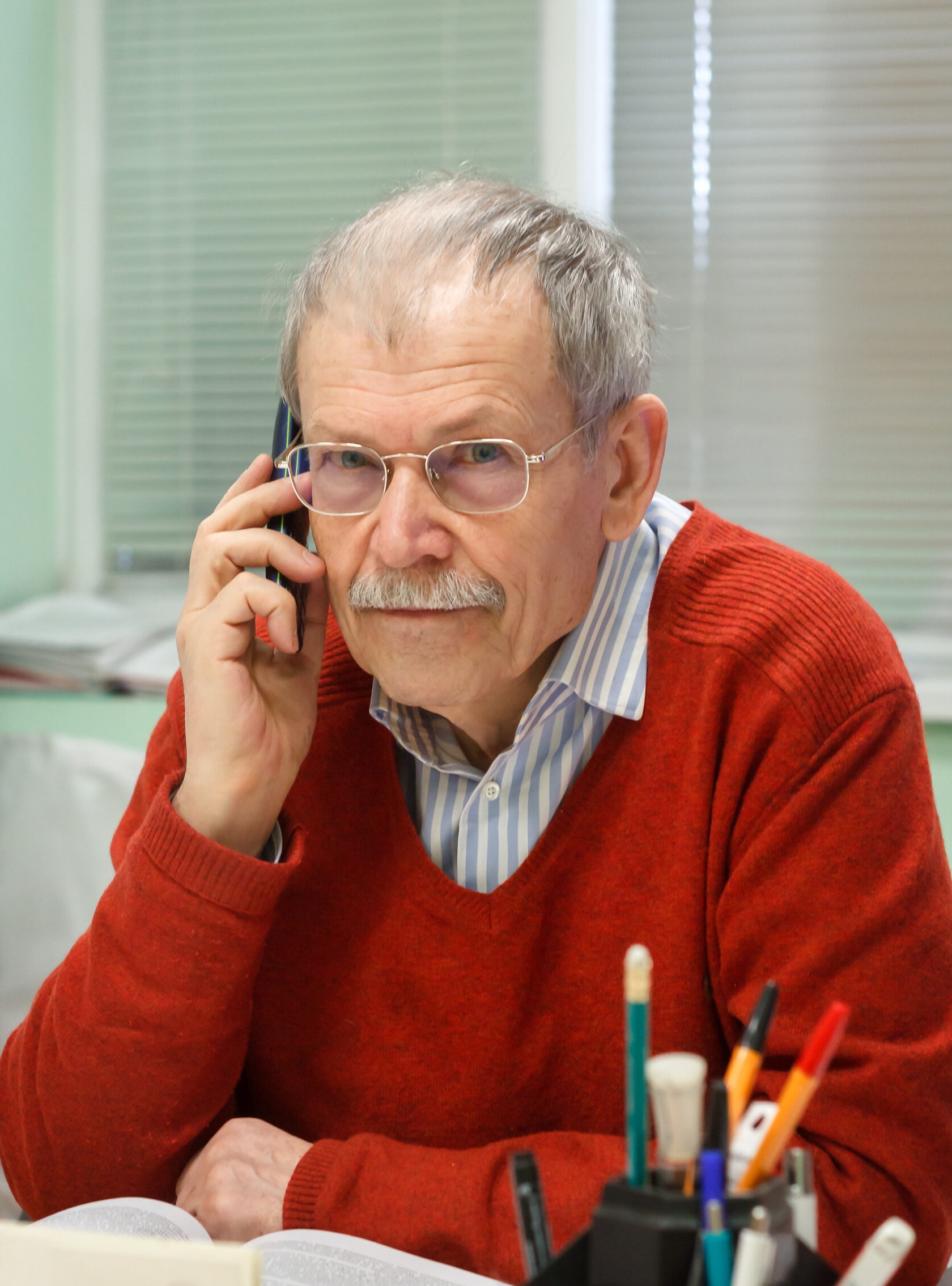 інчанка Анатоль Іванавіч. Крыніца ілюстрацыі: https://mbio.bas-net.by/home/structure/bio-nano-lab/