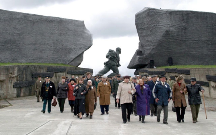 "Прарыў", мемарыяльны комплекс