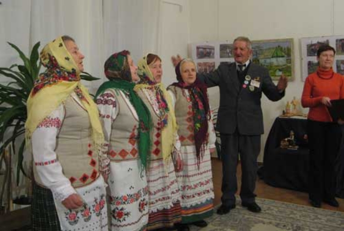 Аранчыцкі народны фальклорны гурт "Бабіна лета"