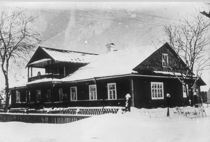 Дзяржаўная вышэйшая гімназія імя Адама Міцкевіча